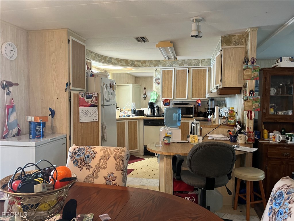 16005  Citron Way