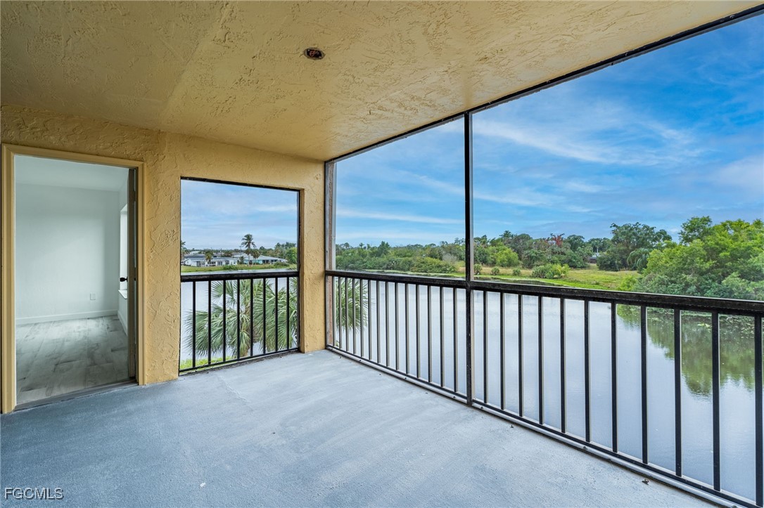 2067 W Lakeview Boulevard, Apt 8