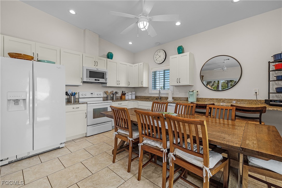 3947  Coconut Drive