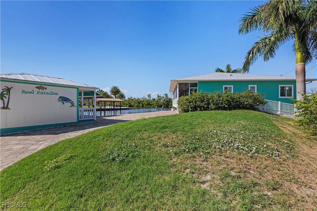 3947  Coconut Drive