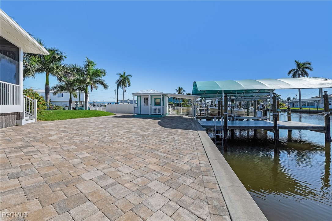 3947  Coconut Drive