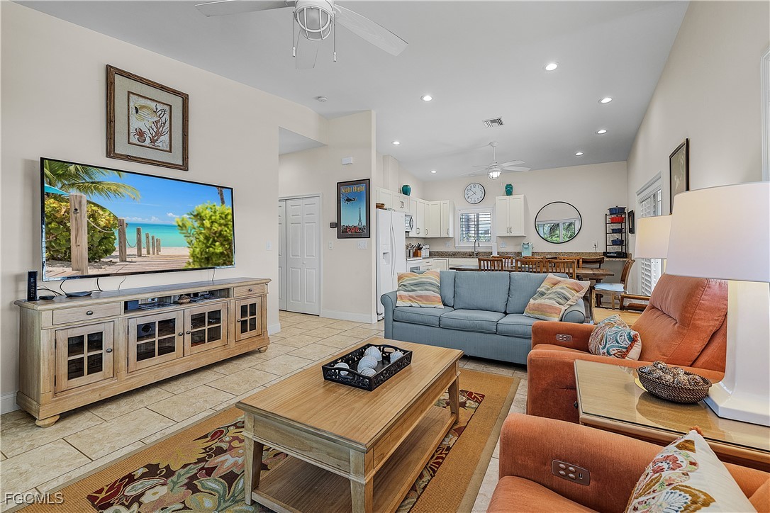 3947  Coconut Drive