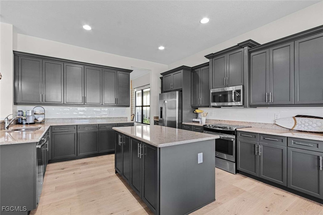 2906  Cinnamon Bay Circle