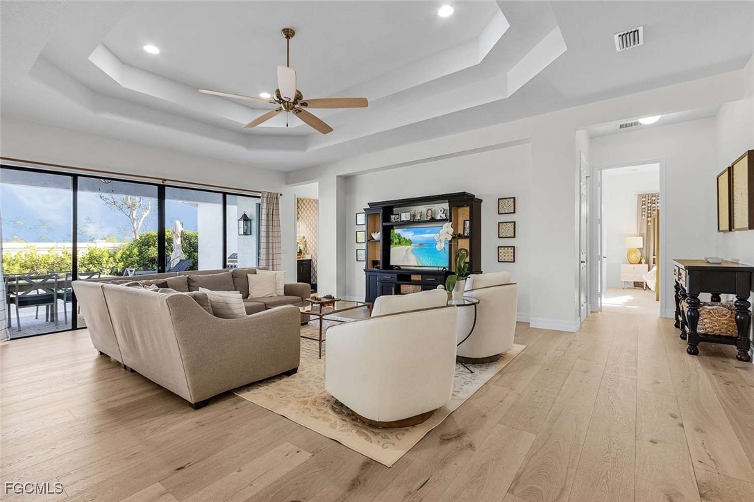 2906  Cinnamon Bay Circle