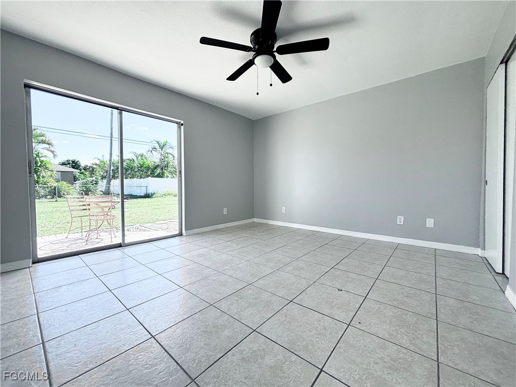 4135 SW 7th Place