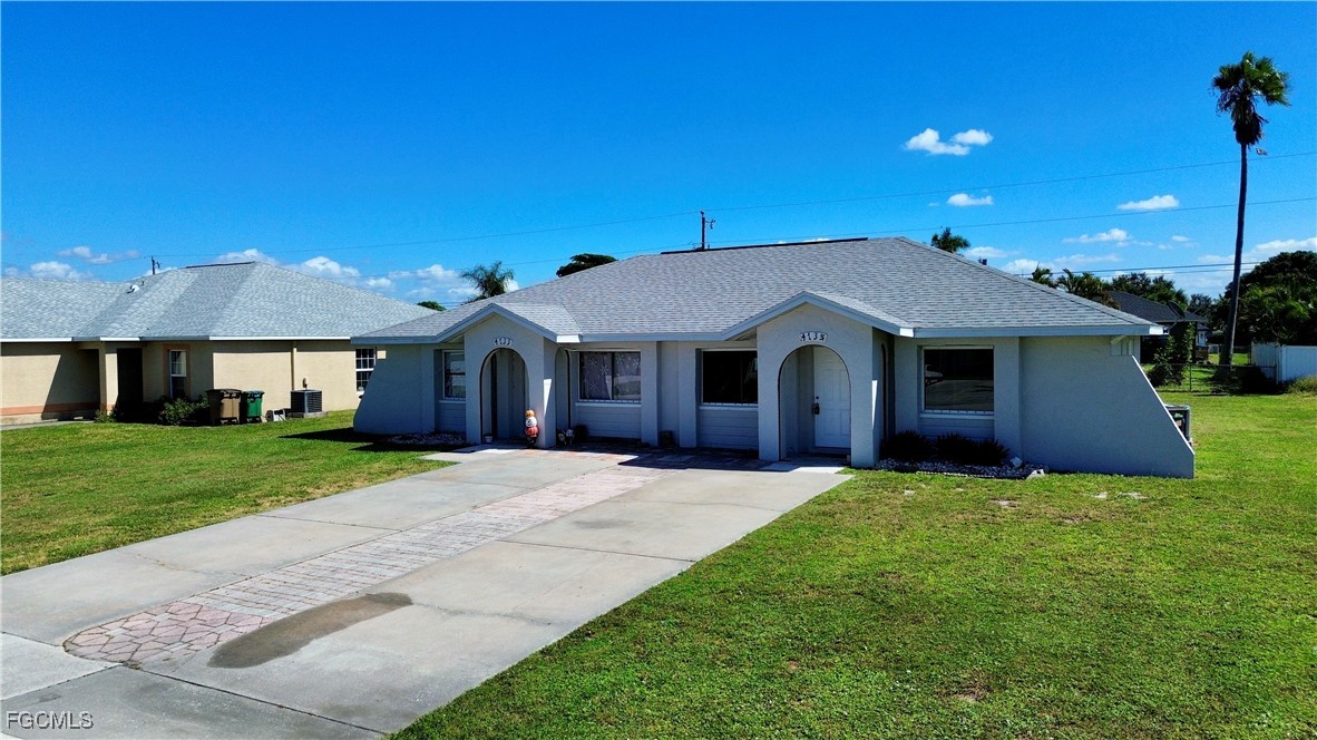 4135 SW 7th Place