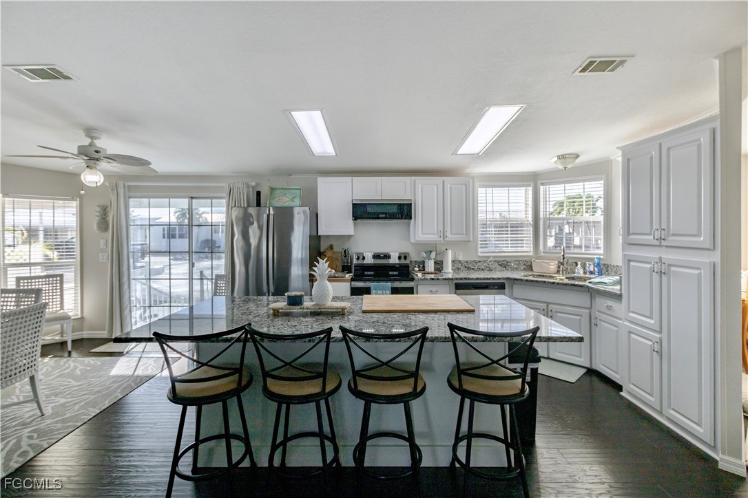 2970  Sloop Lane