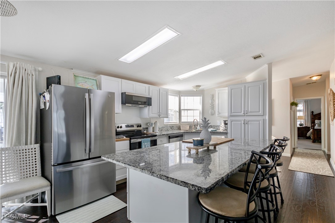2970  Sloop Lane
