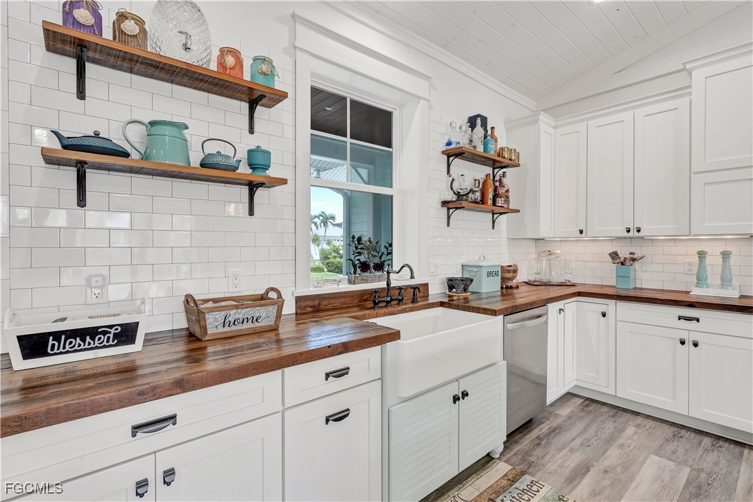 14390  Tamarac Drive