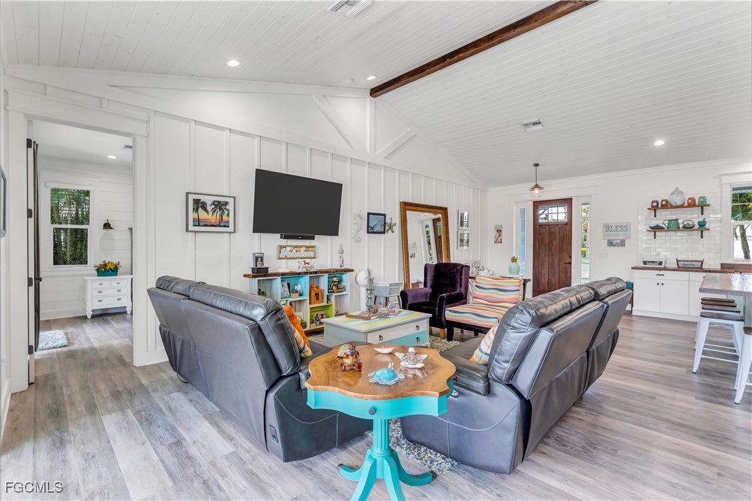 14390  Tamarac Drive