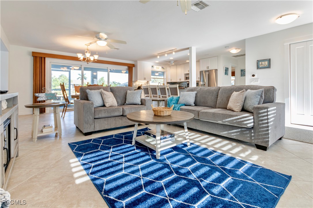 2790  Teal Court