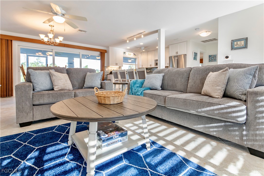 2790  Teal Court