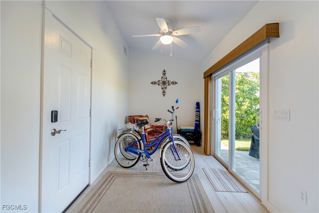 2790  Teal Court