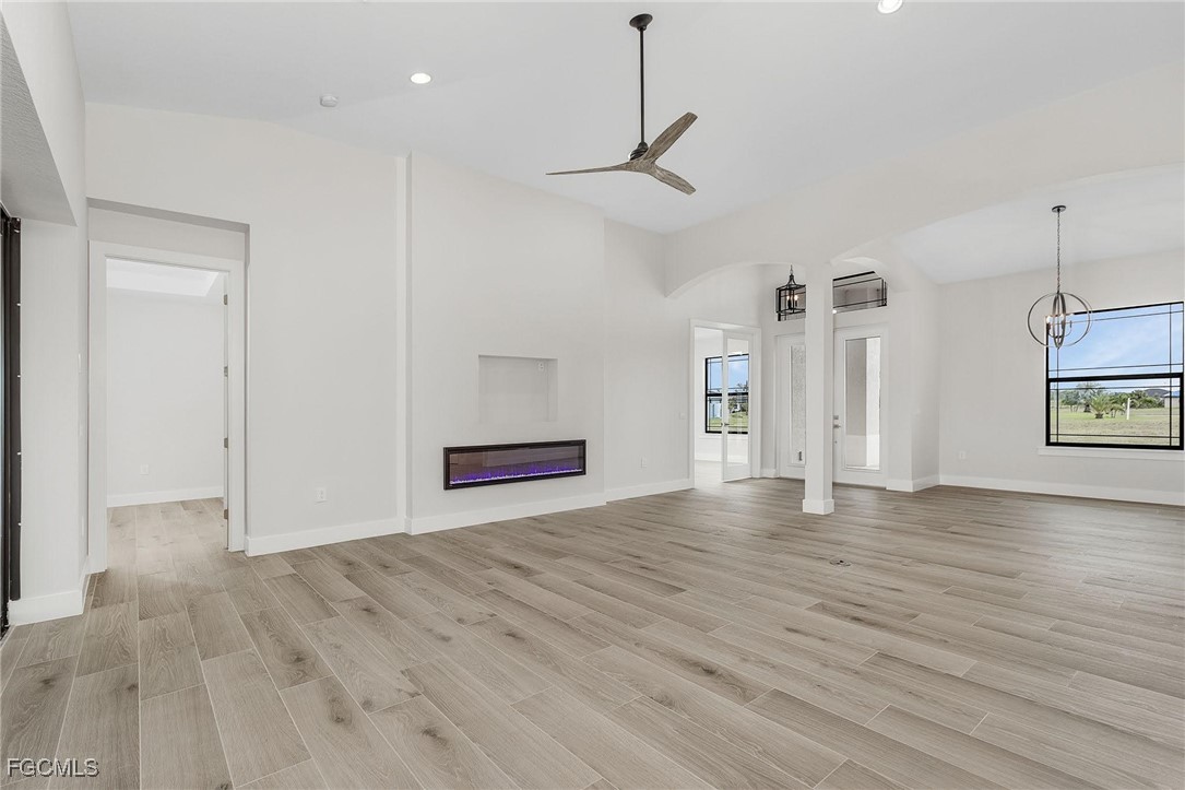 106 SW 33rd Place