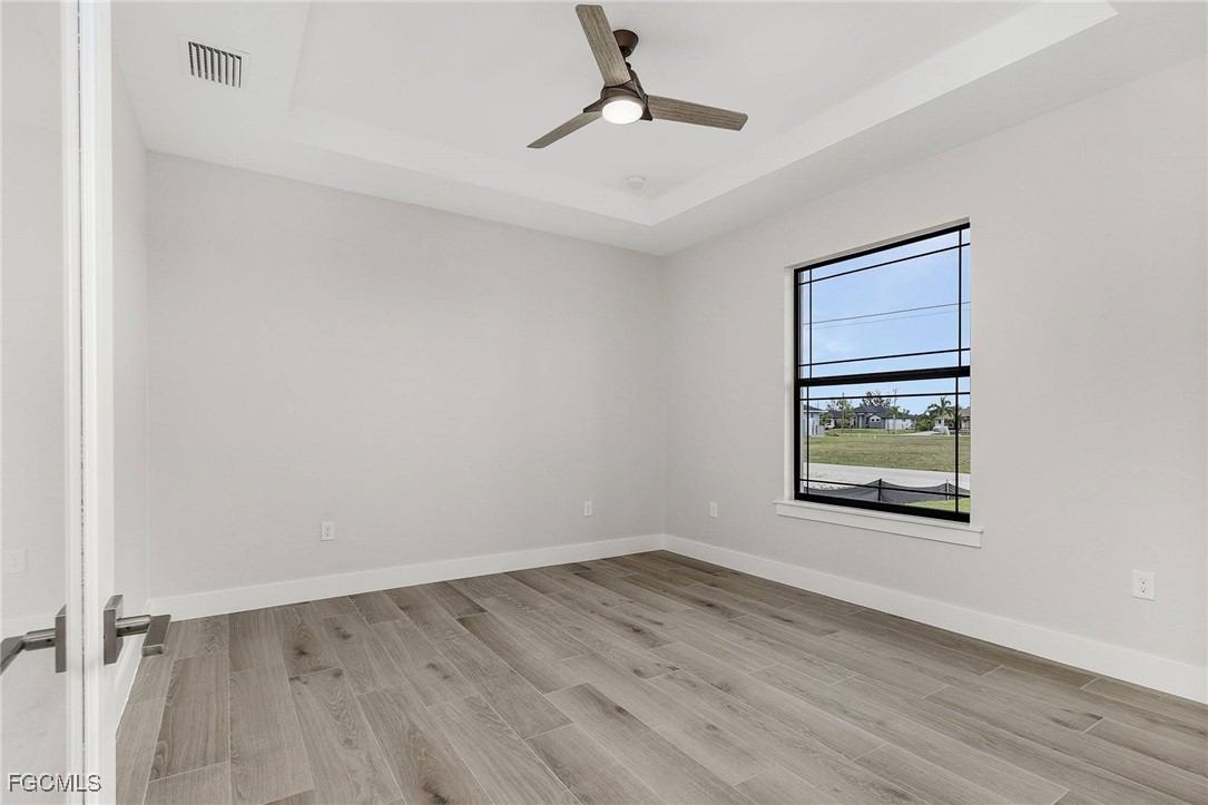 106 SW 33rd Place