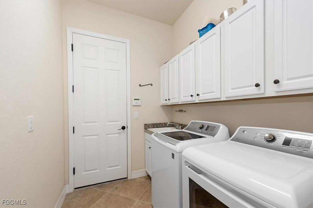 3370  Chestnut Grove Drive