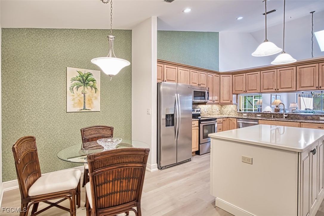 15193  Harbour Isle Drive