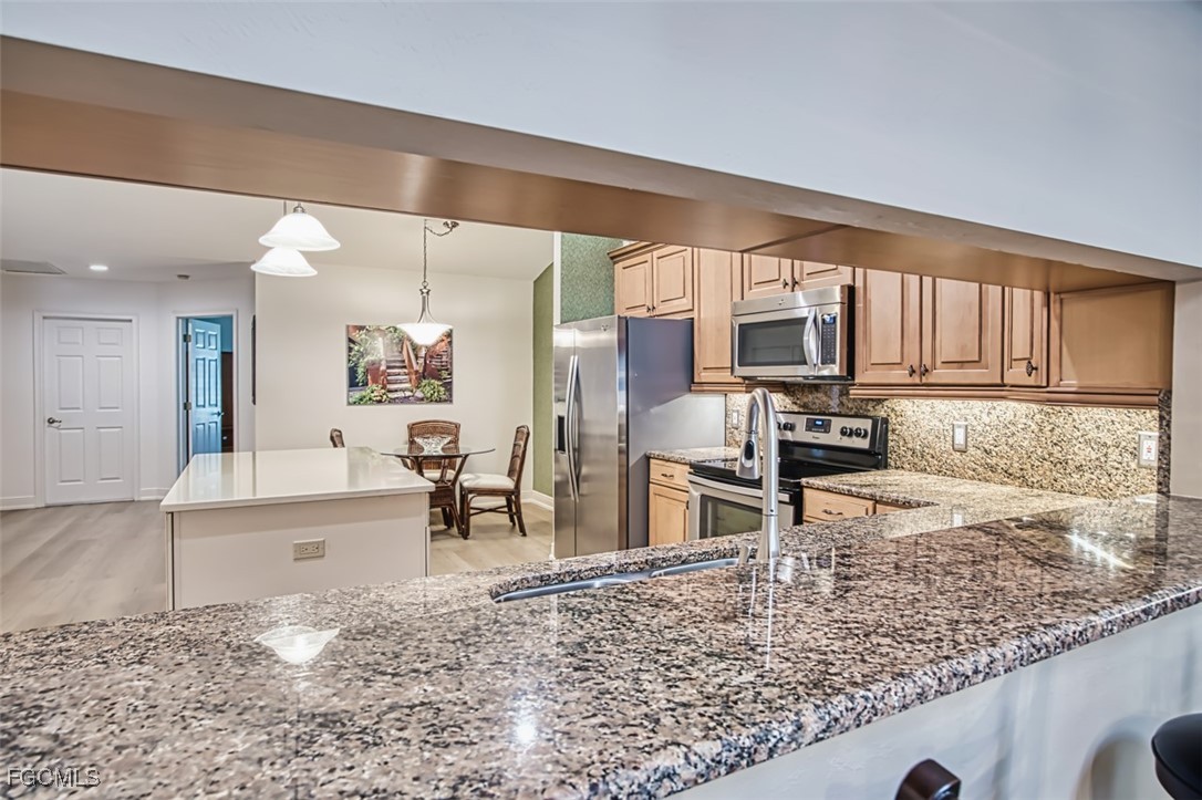 15193  Harbour Isle Drive