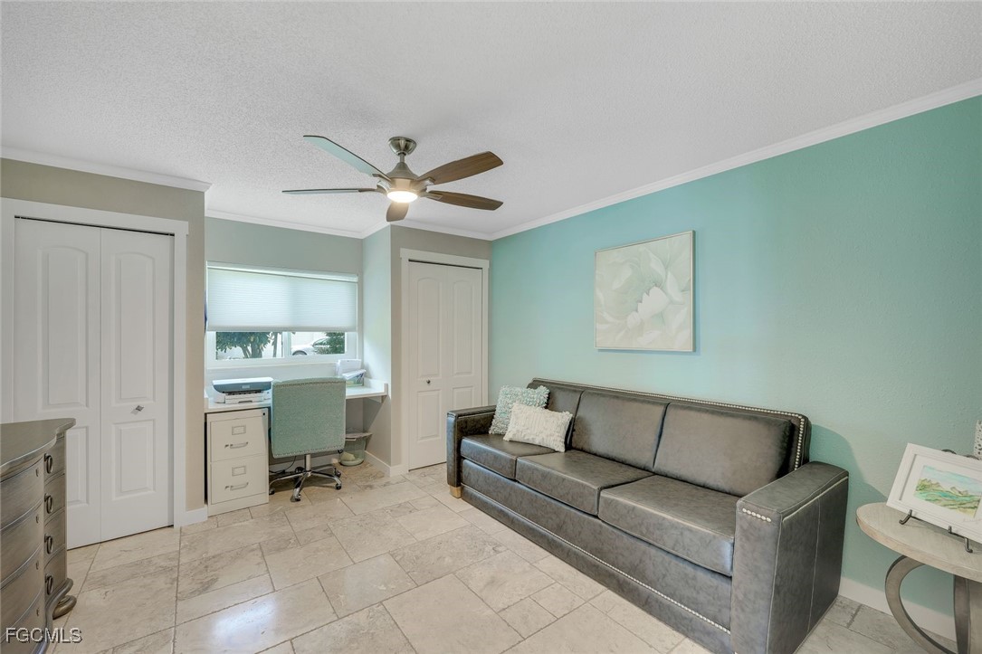 3735 SE 21st Place