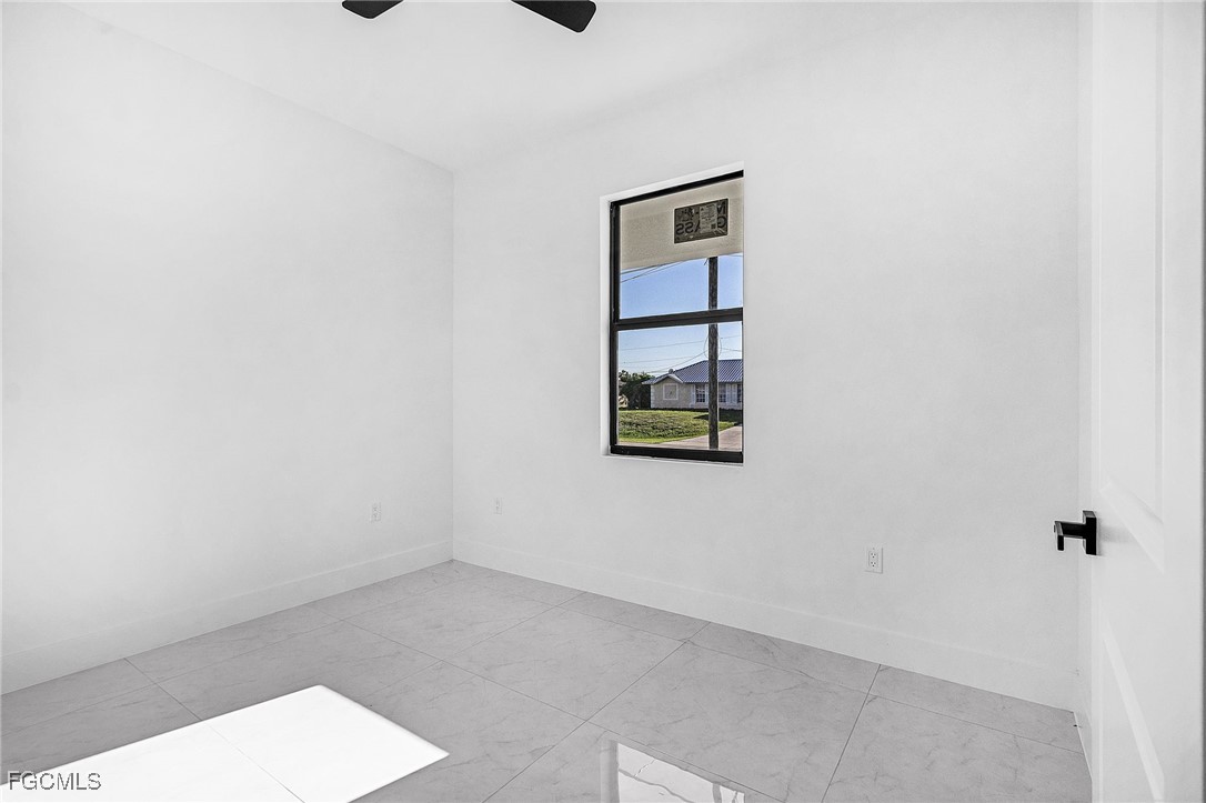 602/604 SW 8th Place