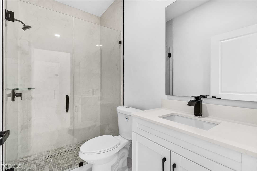 602/604 SW 8th Place