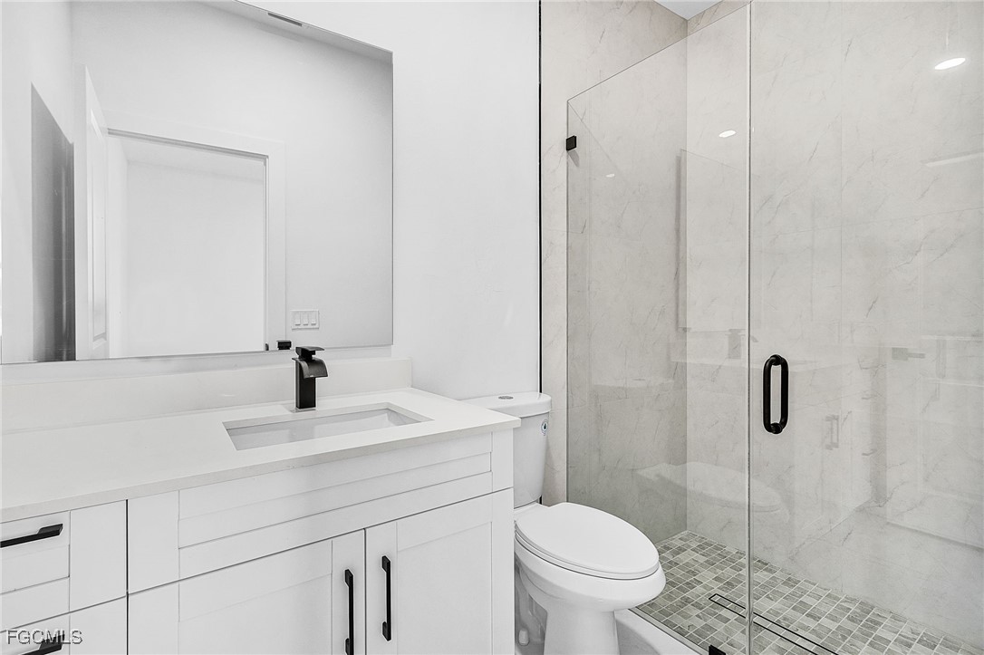 602/604 SW 8th Place