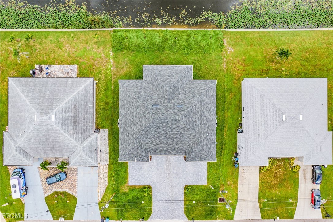 602/604 SW 8th Place