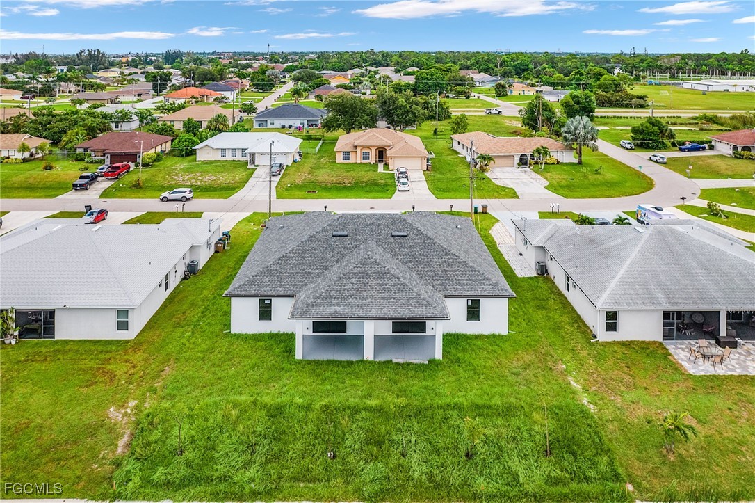 602/604 SW 8th Place