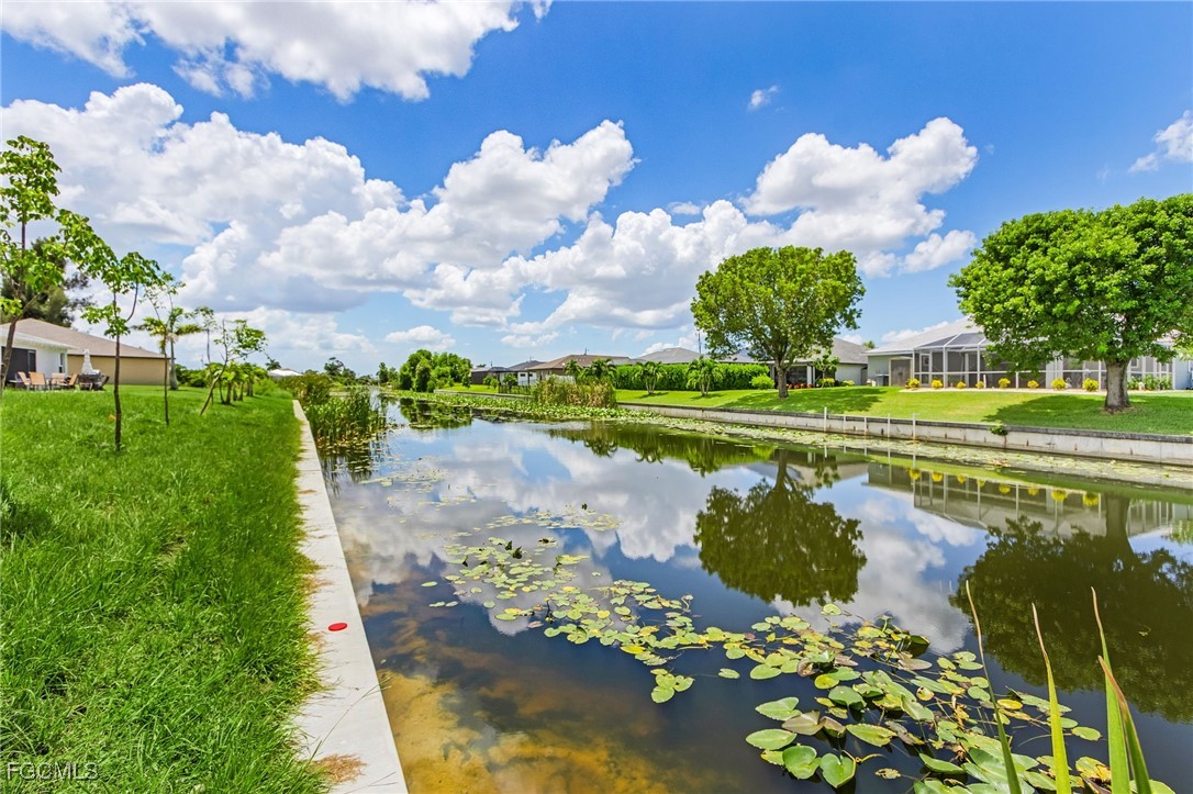 602/604 SW 8th Place