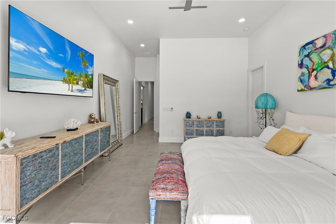 1332  Longwood Drive