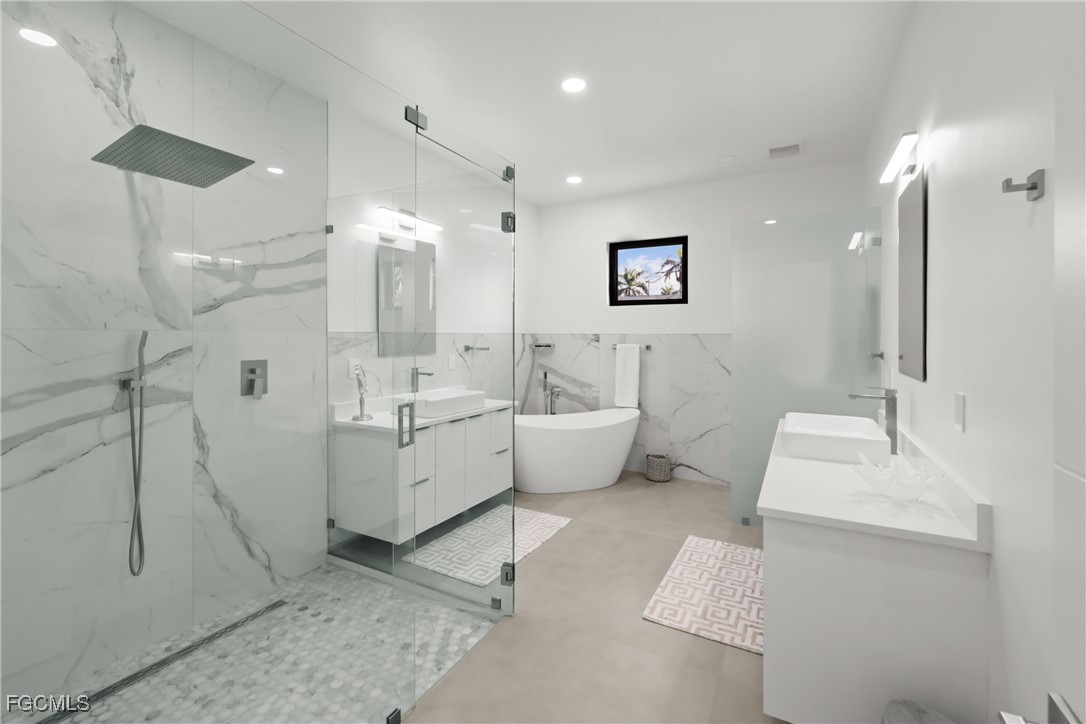 1332  Longwood Drive