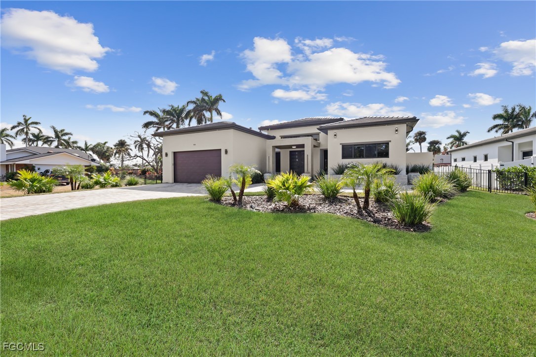 1332  Longwood Drive