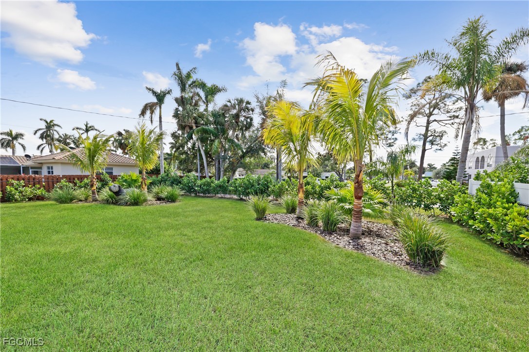 1332  Longwood Drive