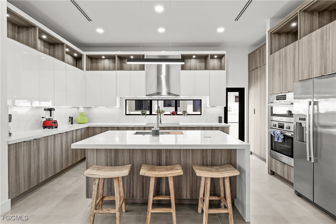 1332  Longwood Drive