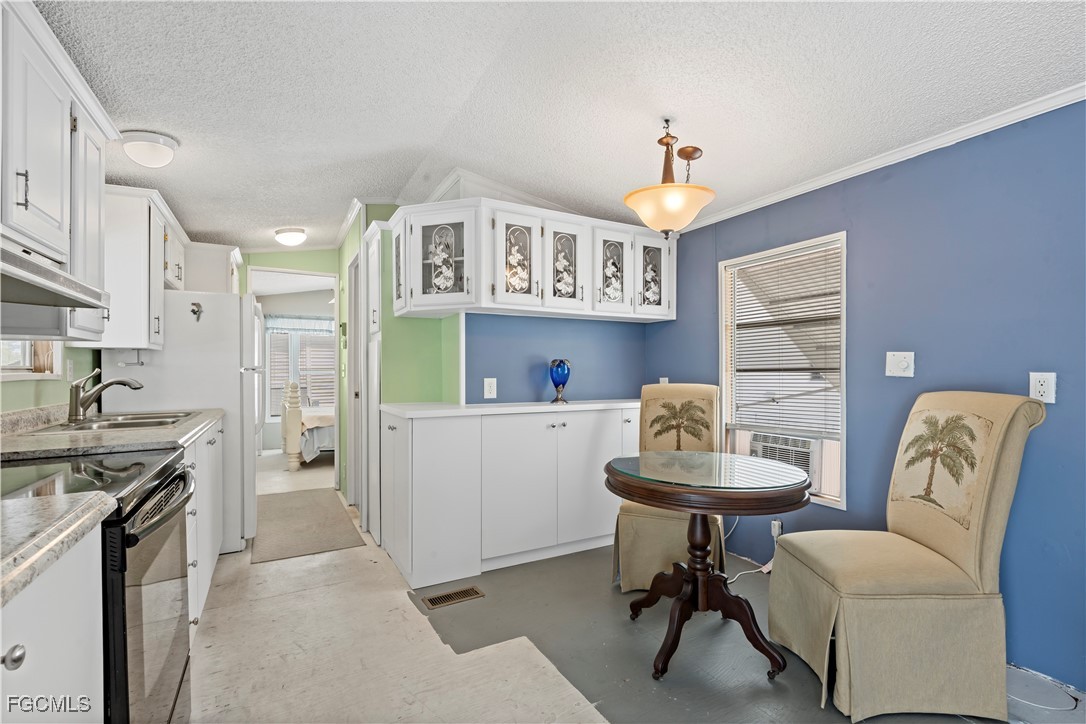5756  Pink Panther Drive