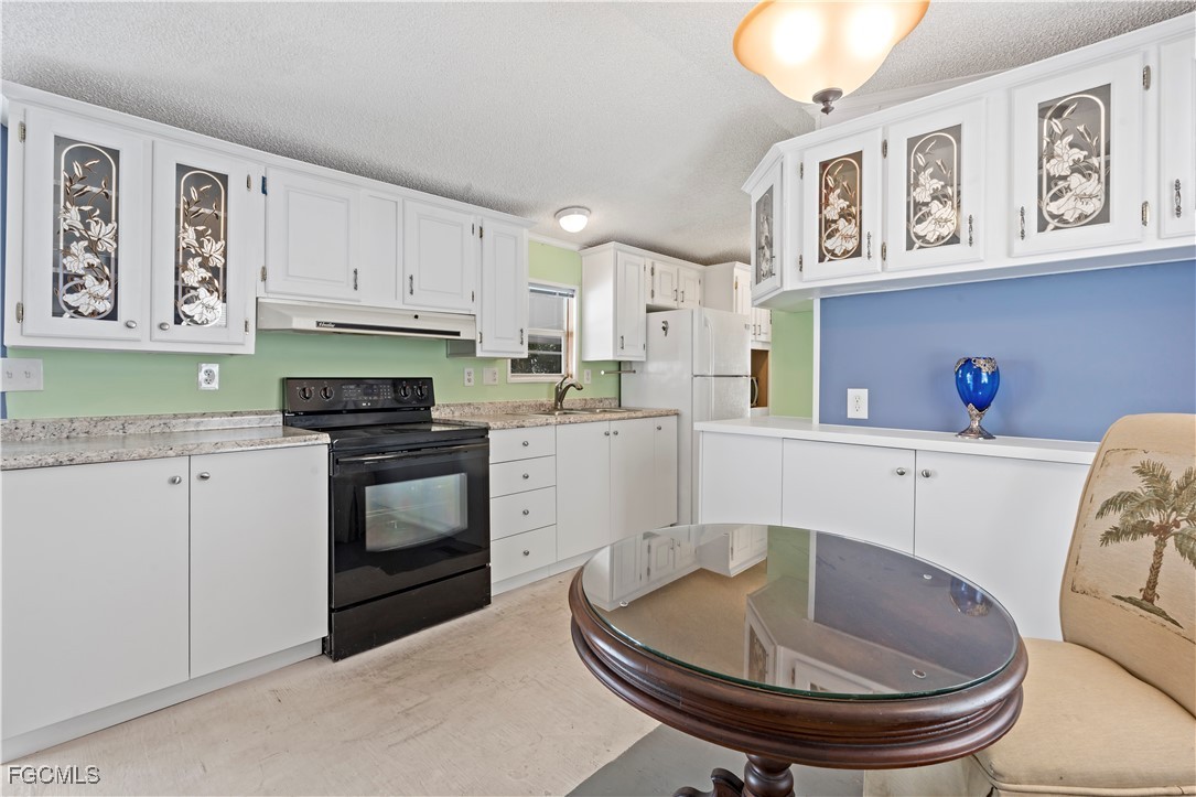 5756  Pink Panther Drive