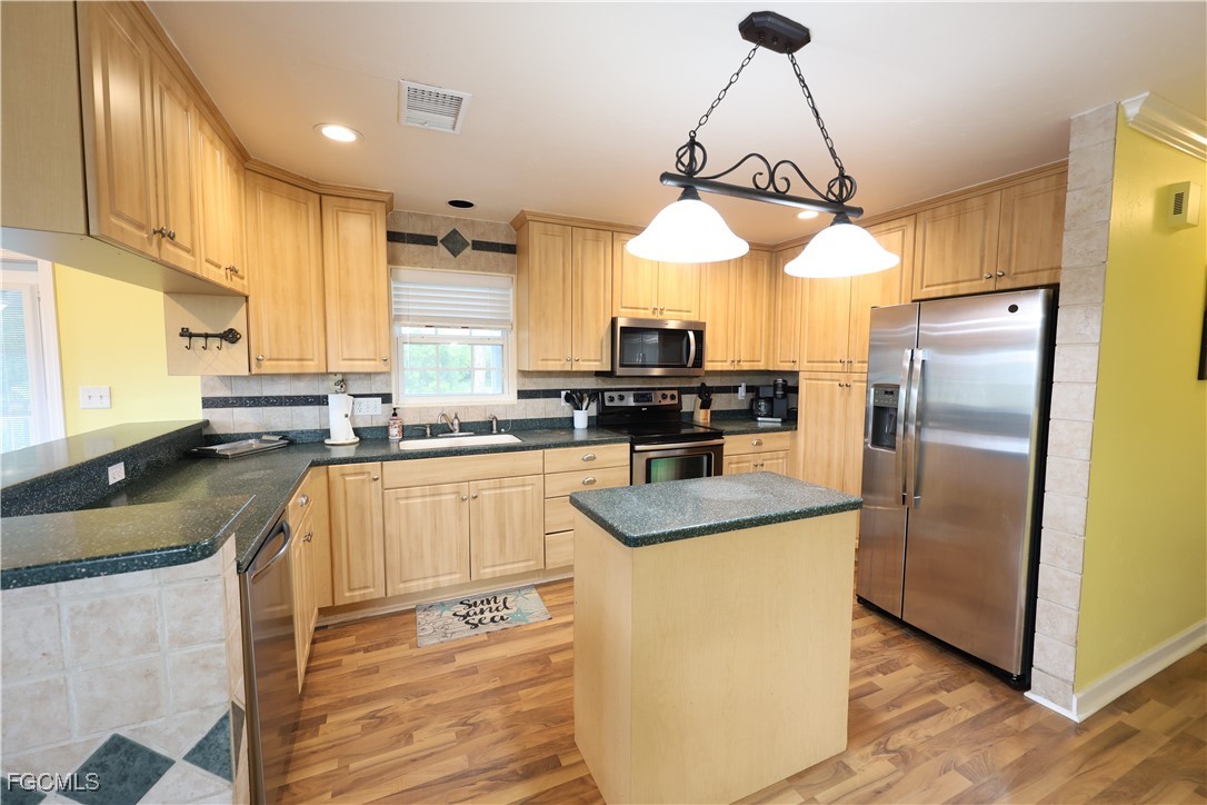 8642  Whispering Pines Drive