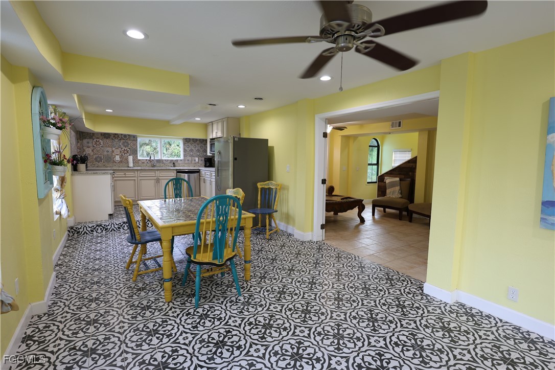 8642  Whispering Pines Drive