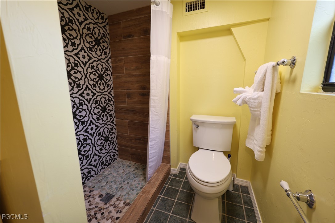 8642  Whispering Pines Drive