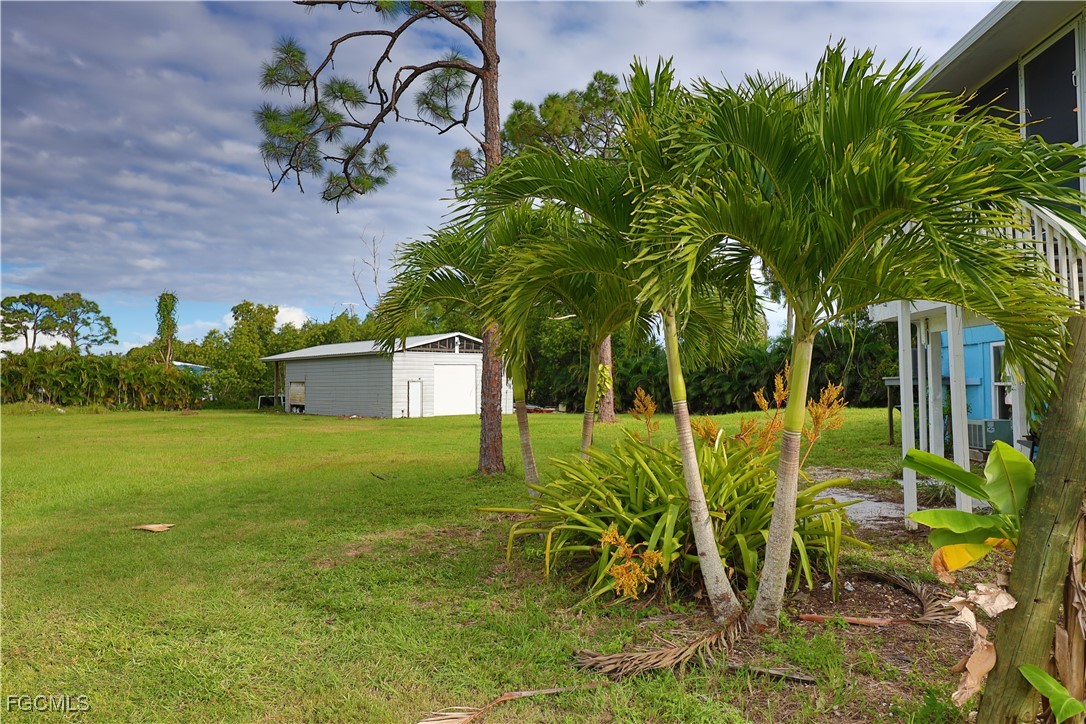 8642  Whispering Pines Drive