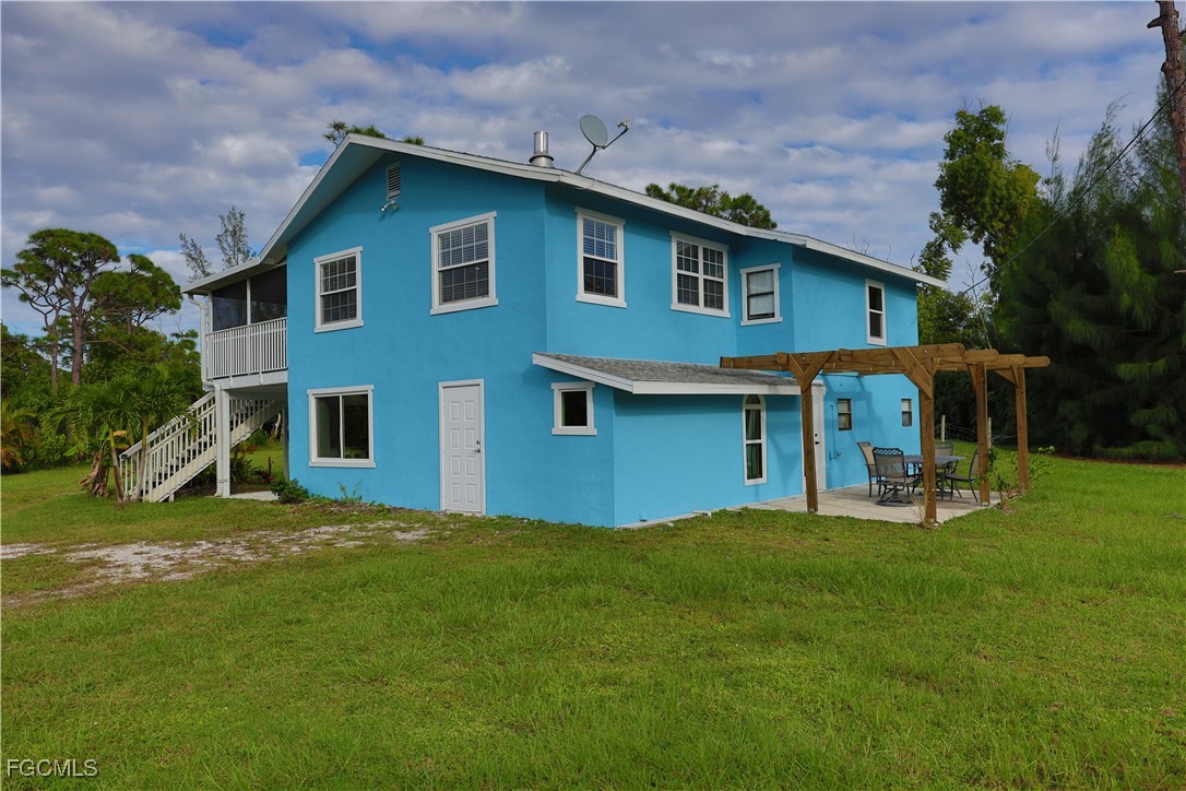 8642  Whispering Pines Drive