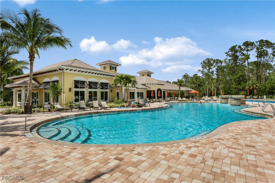 11498  Tiverton Trace