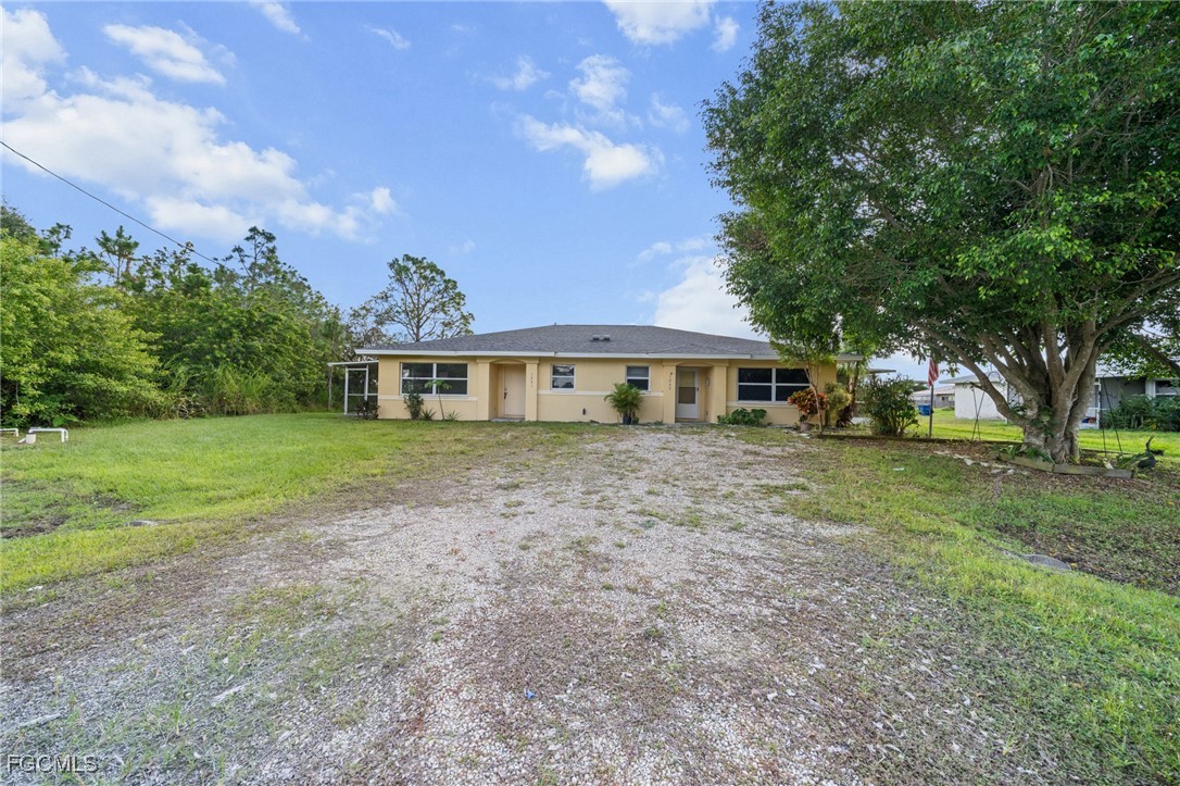 1241/1243  Bacon Avenue