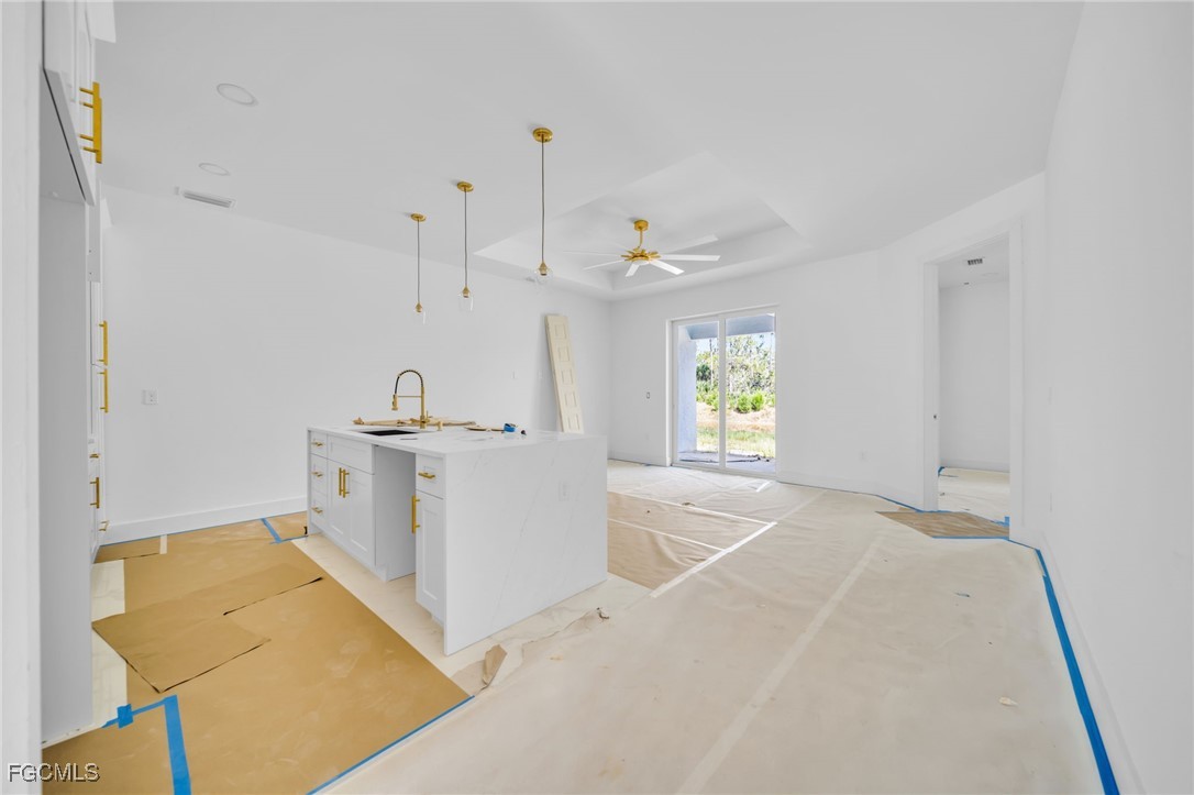 316/318  Urbana Street