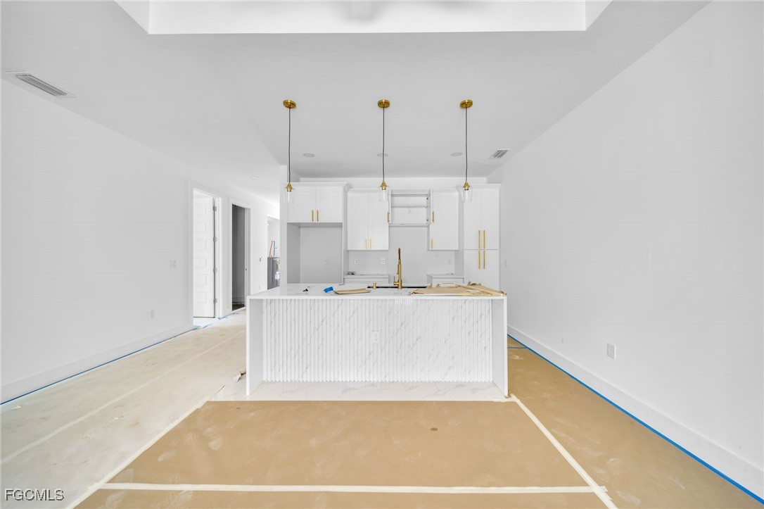 316/318  Urbana Street