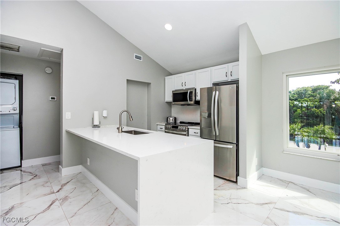 1444  Sandpiper Circle