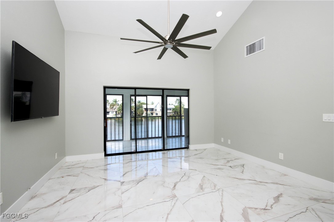 1444  Sandpiper Circle