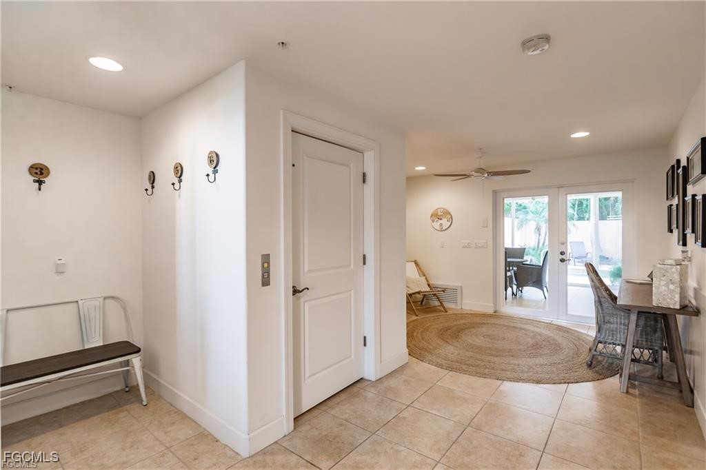 572  11th Avenue, Apt 2