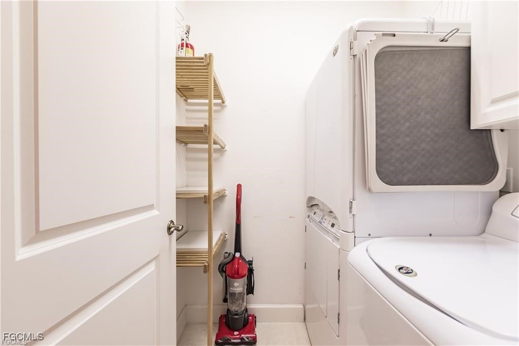 572  11th Avenue, Apt 2