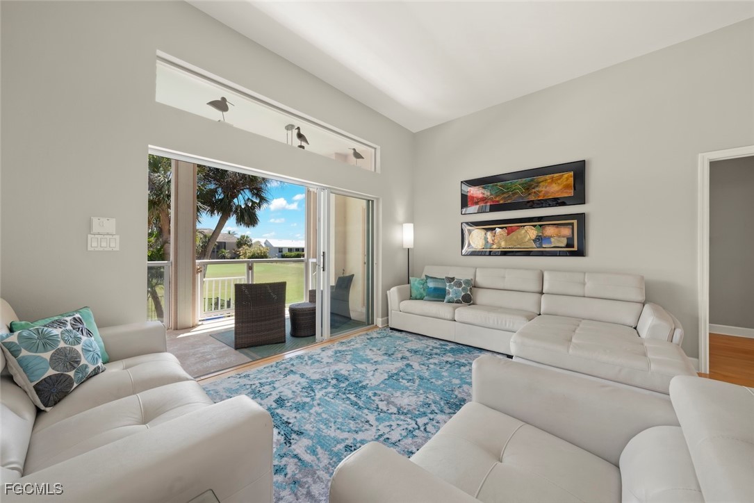 1300  Par View Drive